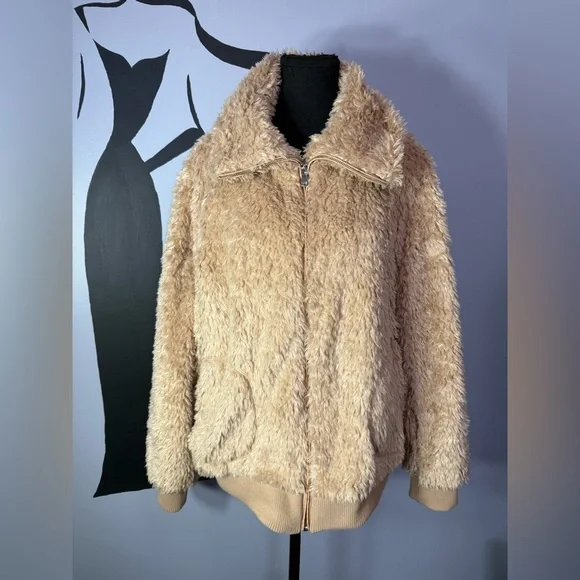 Urban Heritage Cream Teddy Jacket. PTP 22. - Picture 3 of 10